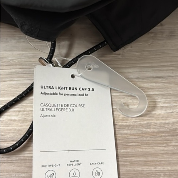 Athleta Ultra Light RUN Cap 3.0 - Picture 7 of 7